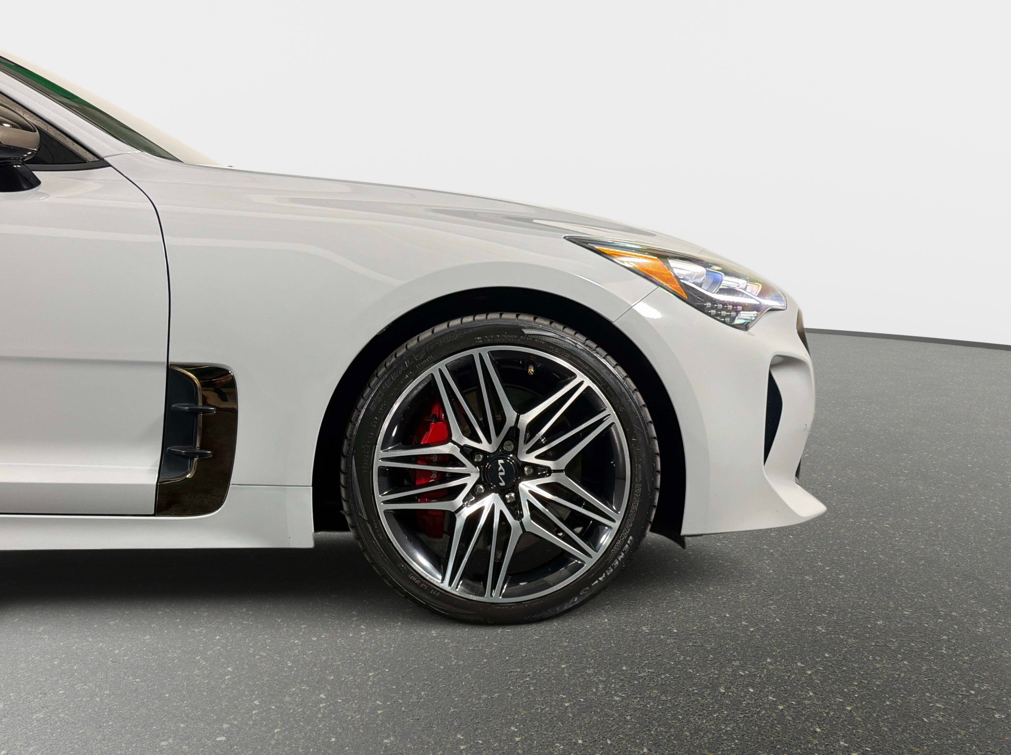 Used 2023 Kia Stinger GT2 w/ Red Interior Color Package RWD image 4