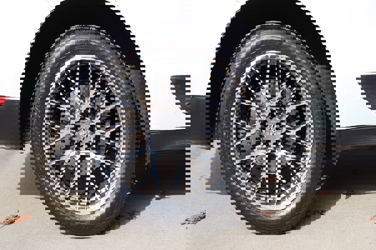 Used 2017 Porsche Macan S image 46