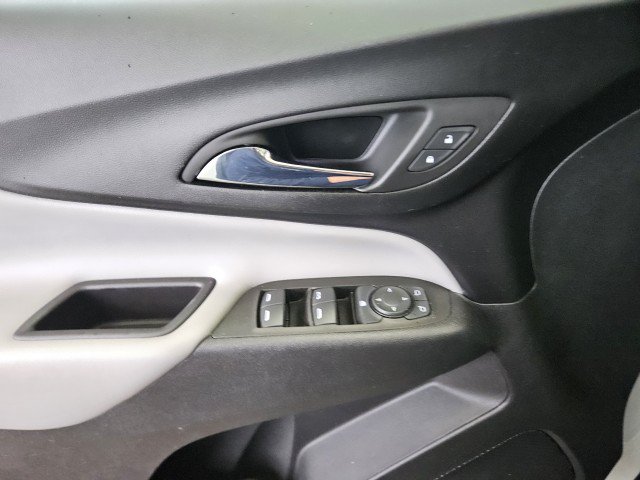 Used 2022 Chevrolet Equinox LS w/ LPO, Floor Liner Package FWD image 29