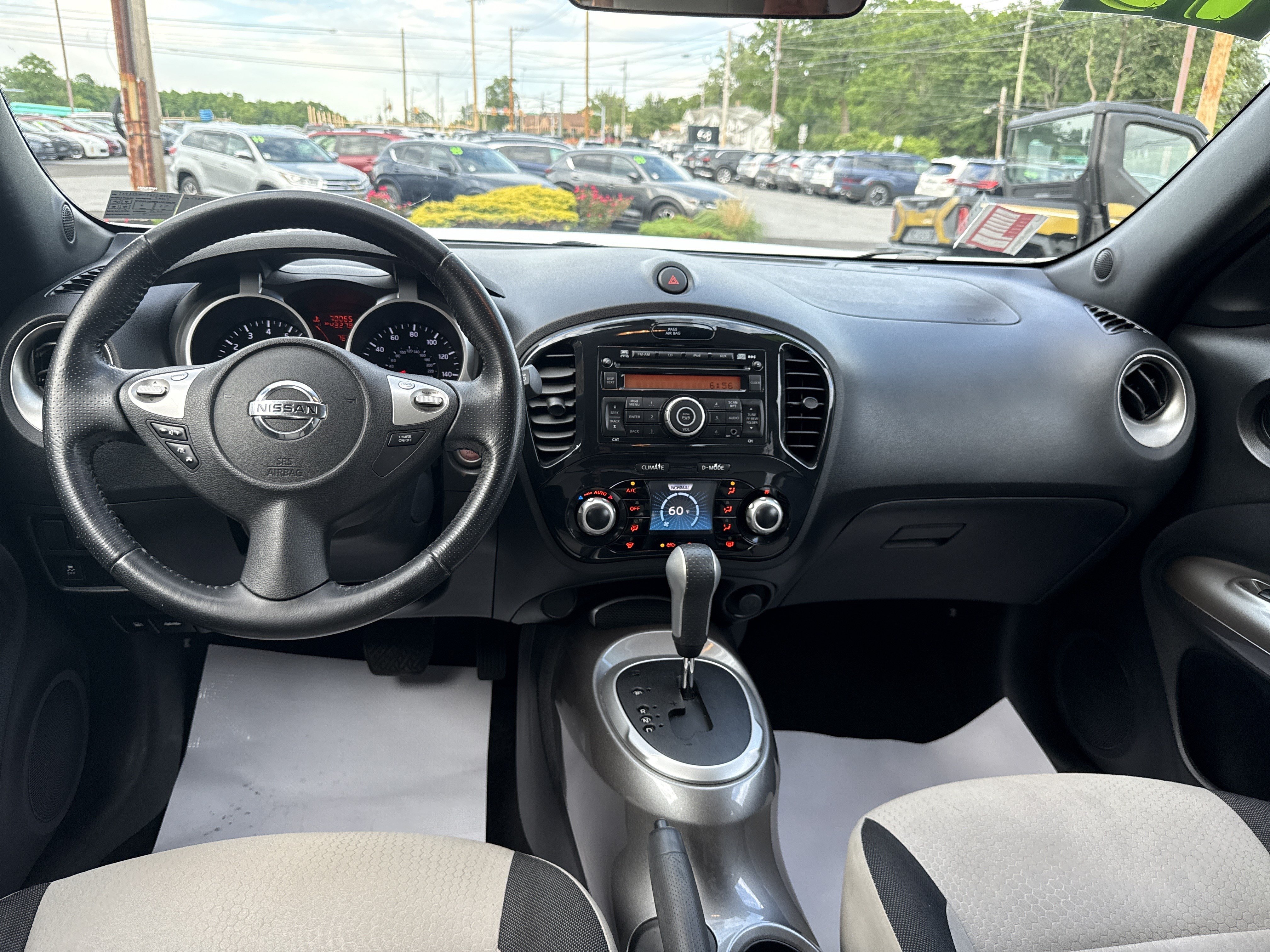 Used 2013 Nissan Juke SV AWD/4WD image 14
