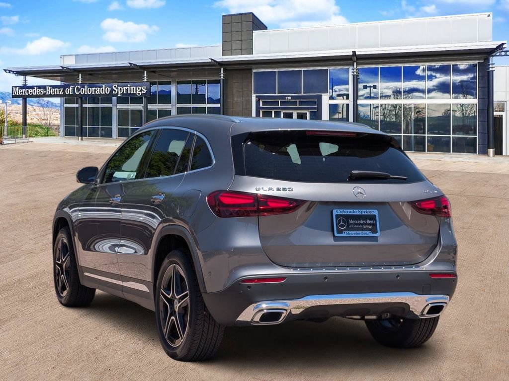 New 2026 Mercedes-Benz GLA 250 4MATIC image 5