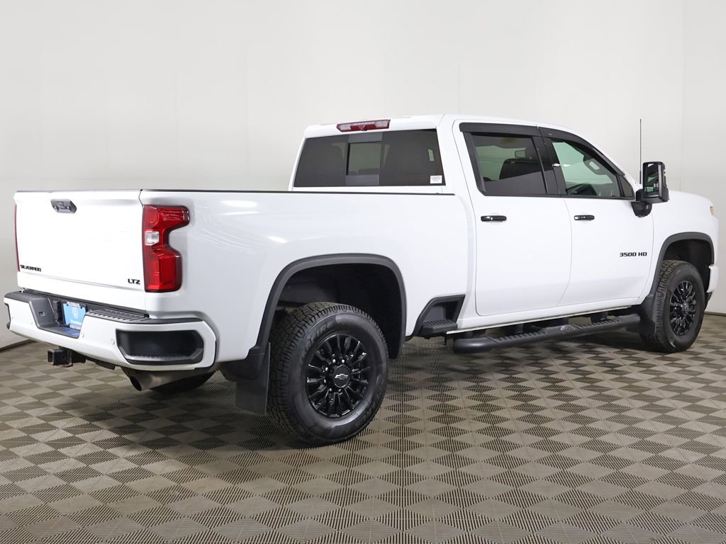 Used 2022 Chevrolet Silverado 3500 LTZ w/ LTZ Plus Package AWD/4WD image 14