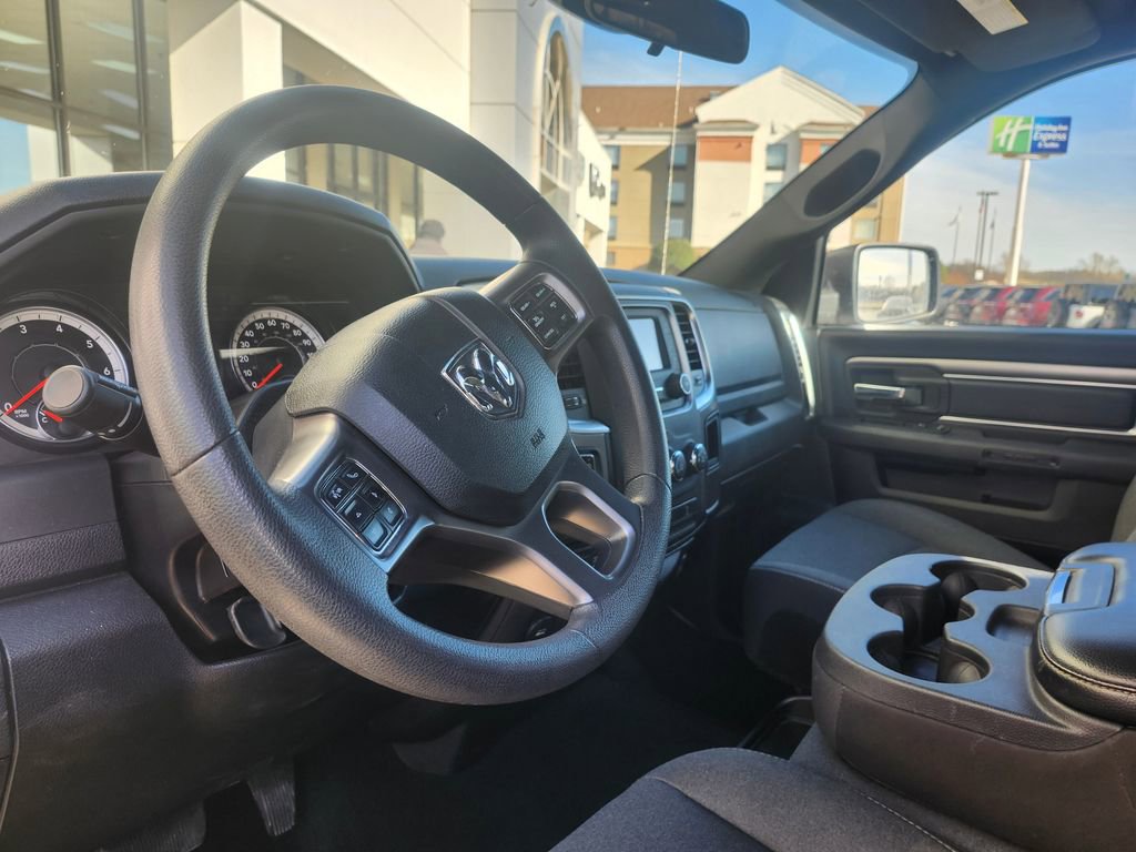 Used 2024 RAM 1500 Classic Warlock image 8