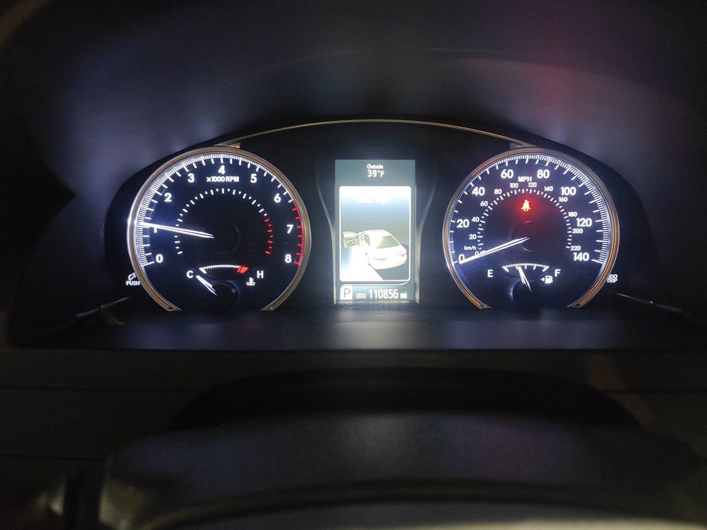 Used 2017 Toyota Camry LE image 10