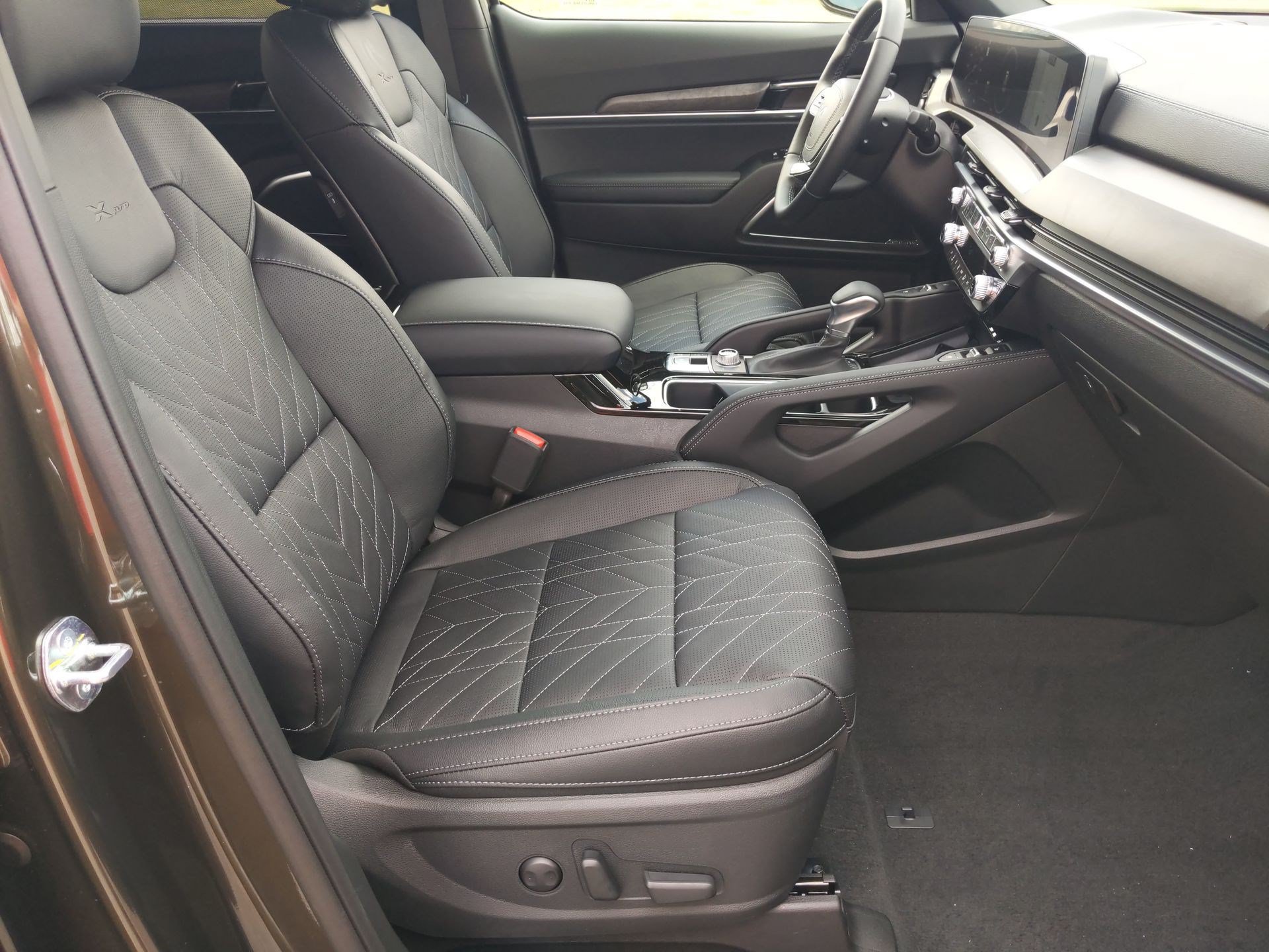 Certified 2024 Kia Telluride SX X-Pro AWD/4WD image 26
