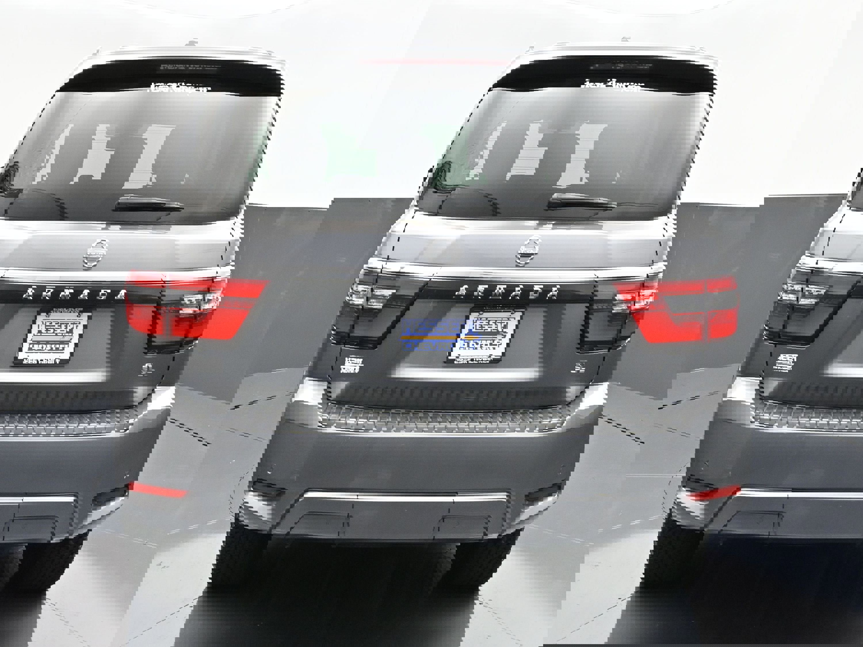 Used 2023 Nissan Armada SL image 6