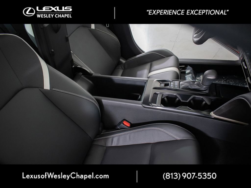 Used 2025 Toyota Camry SE w/ Multimedia Upgrade Package FWD image 29