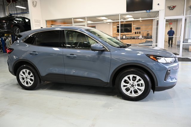 Used 2023 Ford Escape Active w/ Tech Pack #2 image 4