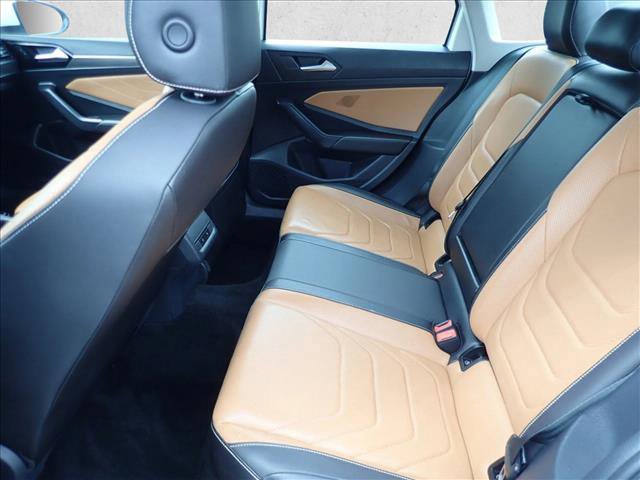 Used 2023 Volkswagen Jetta SEL FWD image 8