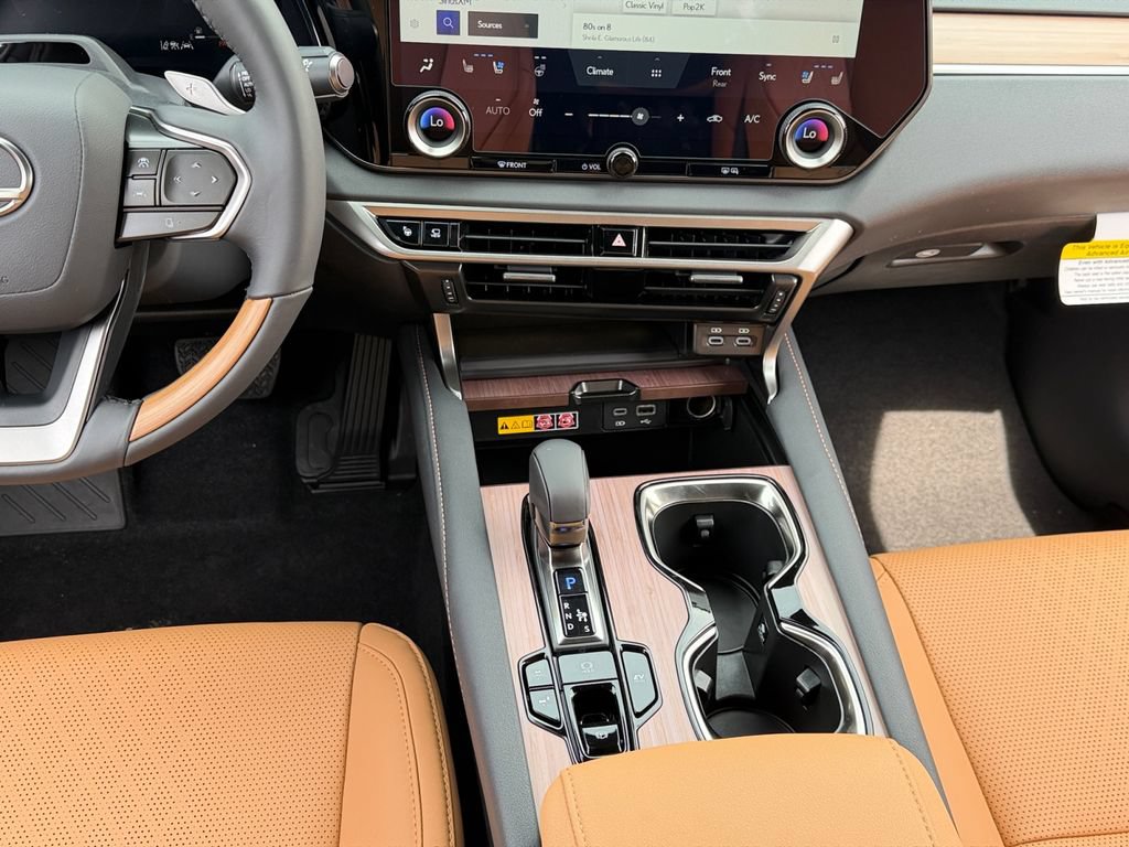 New 2026 Lexus RX 350 w/ Convenience Package AWD/4WD image 10