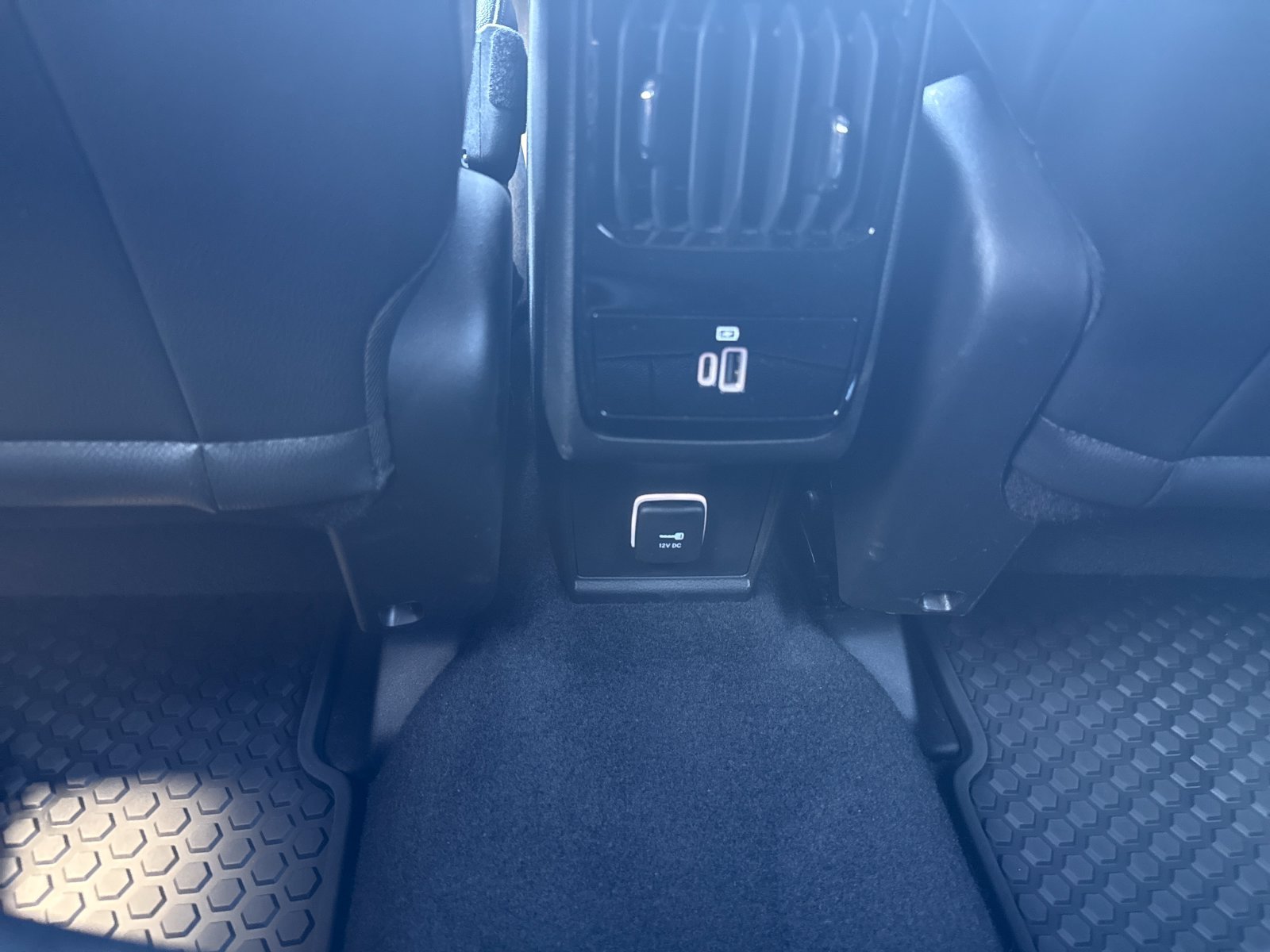 Used 2025 Jeep Compass Latitude w/ Convenience Group AWD/4WD image 13