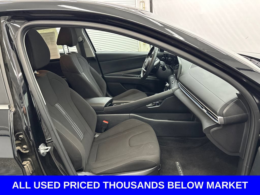 Used 2024 Hyundai Elantra SEL w/ Convenience Package FWD image 13