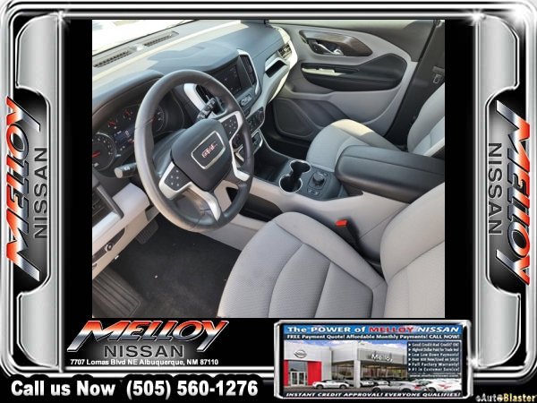 Used 2023 GMC Terrain SLE w/ Driver Convenience Package image 9