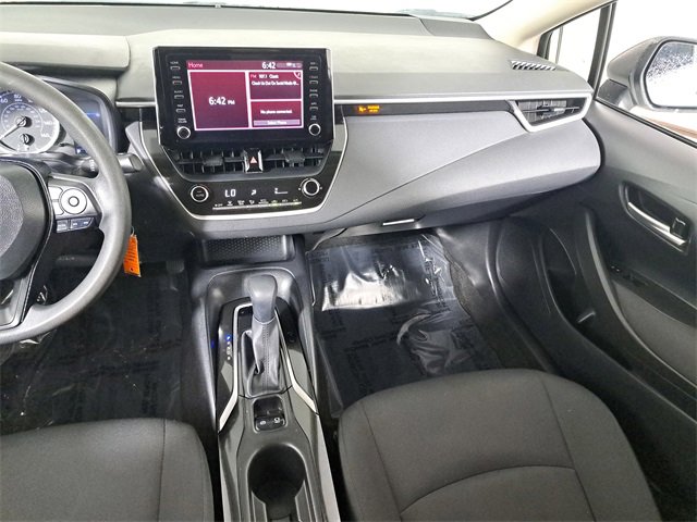 Used 2020 Toyota Corolla LE image 17