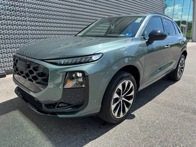 New 2026 Audi Q3 quattro 2.0T