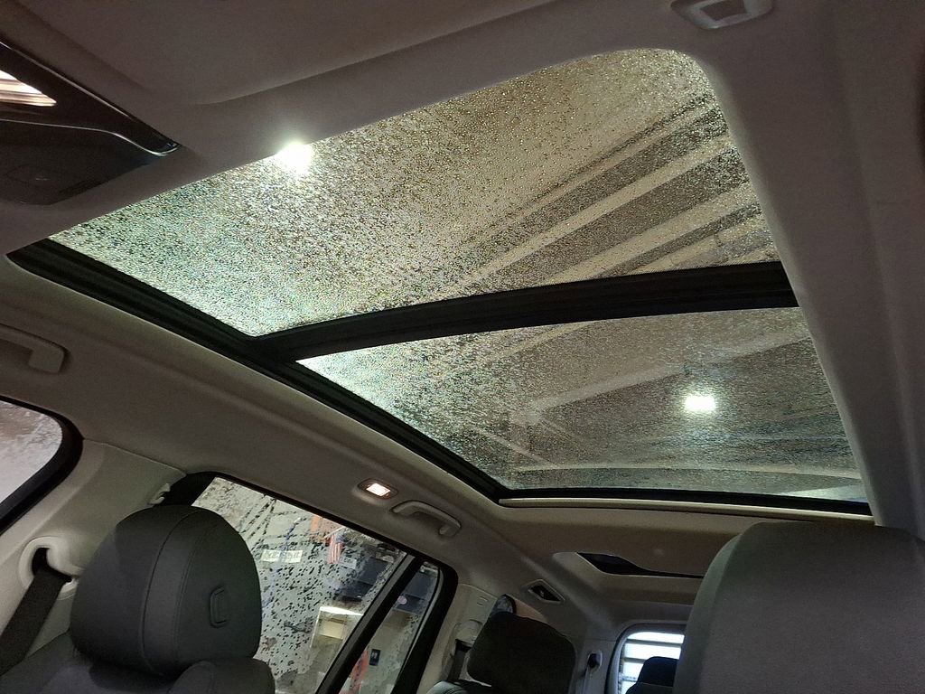 Certified 2022 BMW X7 xDrive40i w/ Premium Package image 12