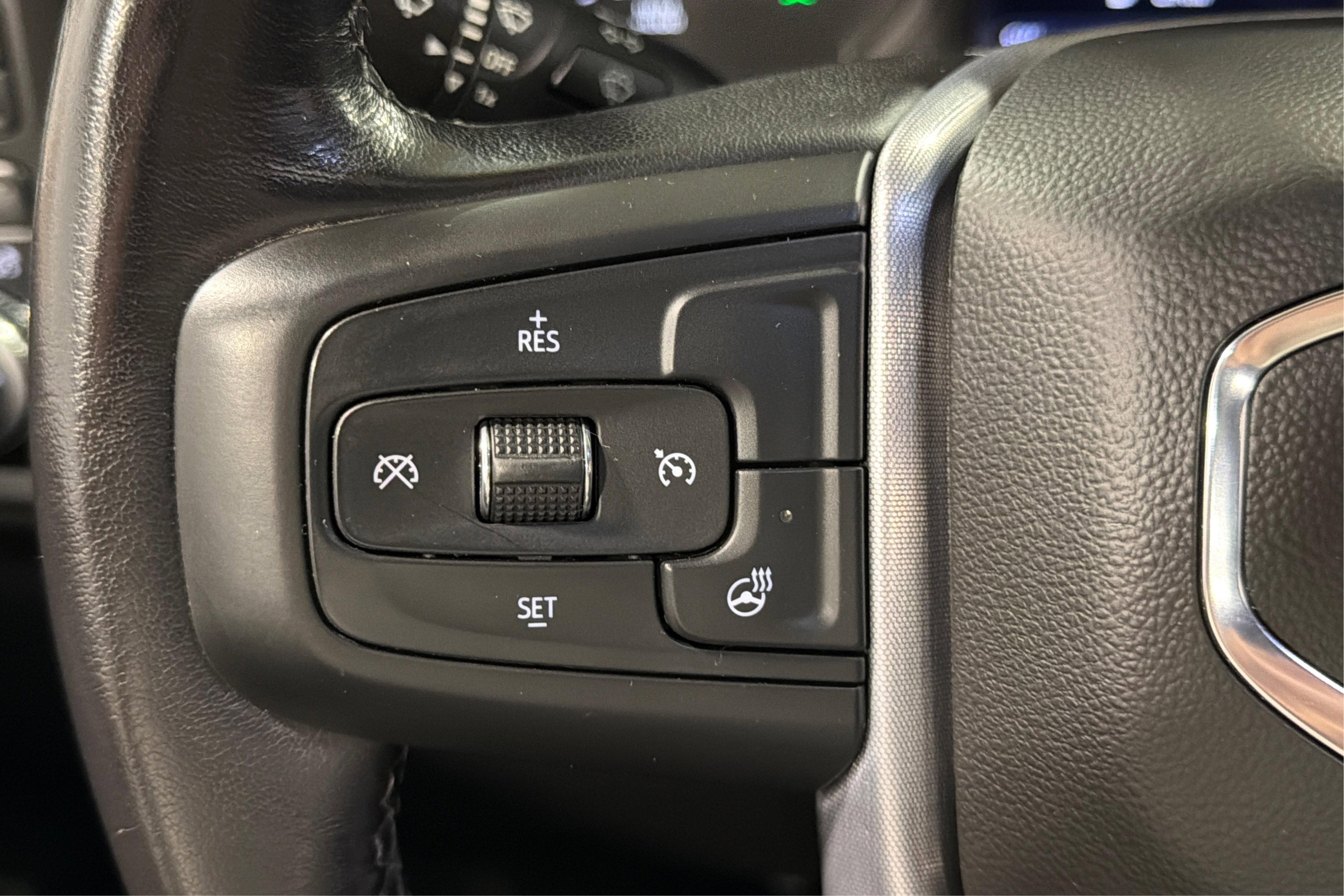 Used 2022 GMC Sierra 1500 SLE w/ X31 Off-Road Package AWD/4WD image 23