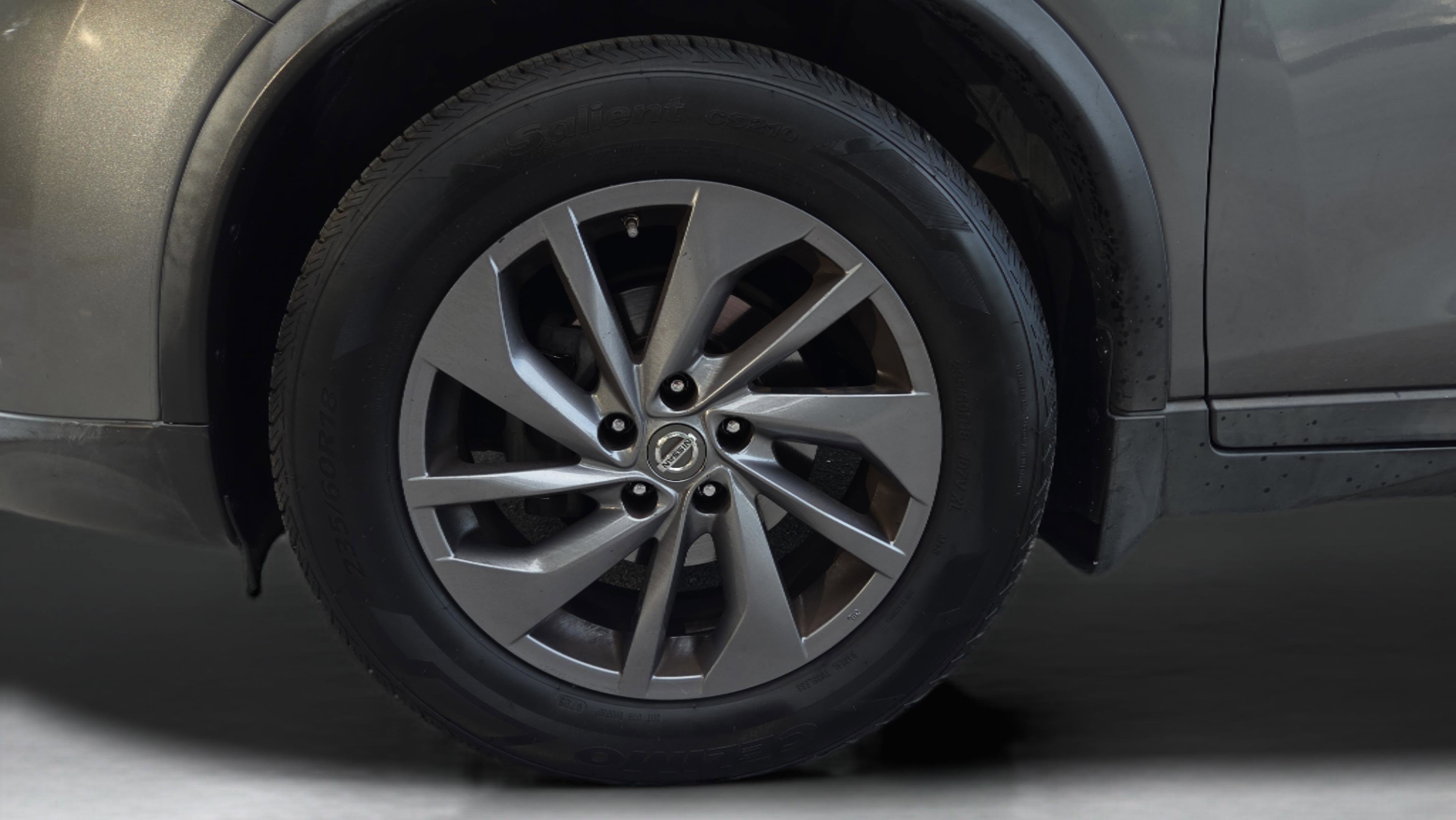 Used 2016 Nissan Rogue SL w/ SL Premium Package FWD image 29