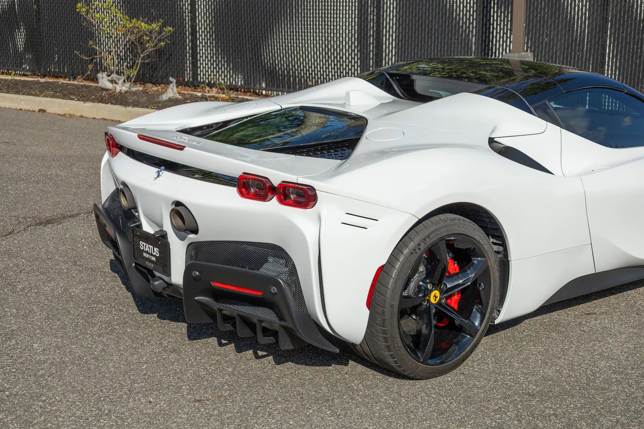 Used 2025 Ferrari SF90 Spider image 42