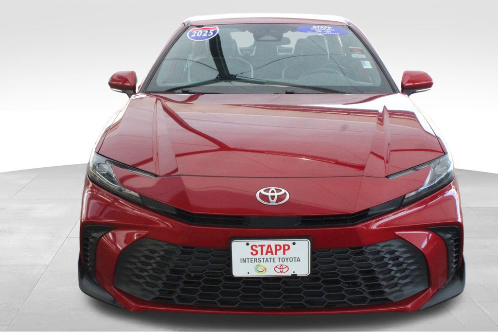 Used 2025 Toyota Camry SE FWD image 10