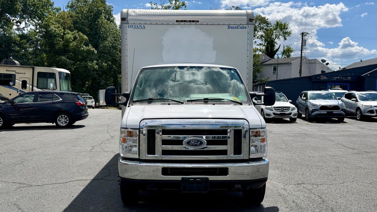 Used 2019 Ford E-350 and Econoline 350 Super Duty w/ Power Windows & Locks Group RWD image 3