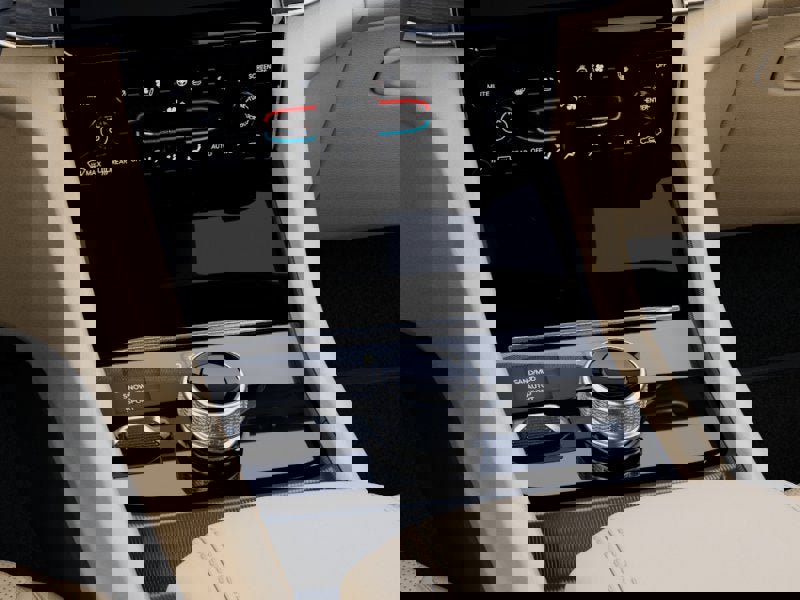 New 2025 Jeep Grand Cherokee L Limited w/ Luxury Tech Group II image 82