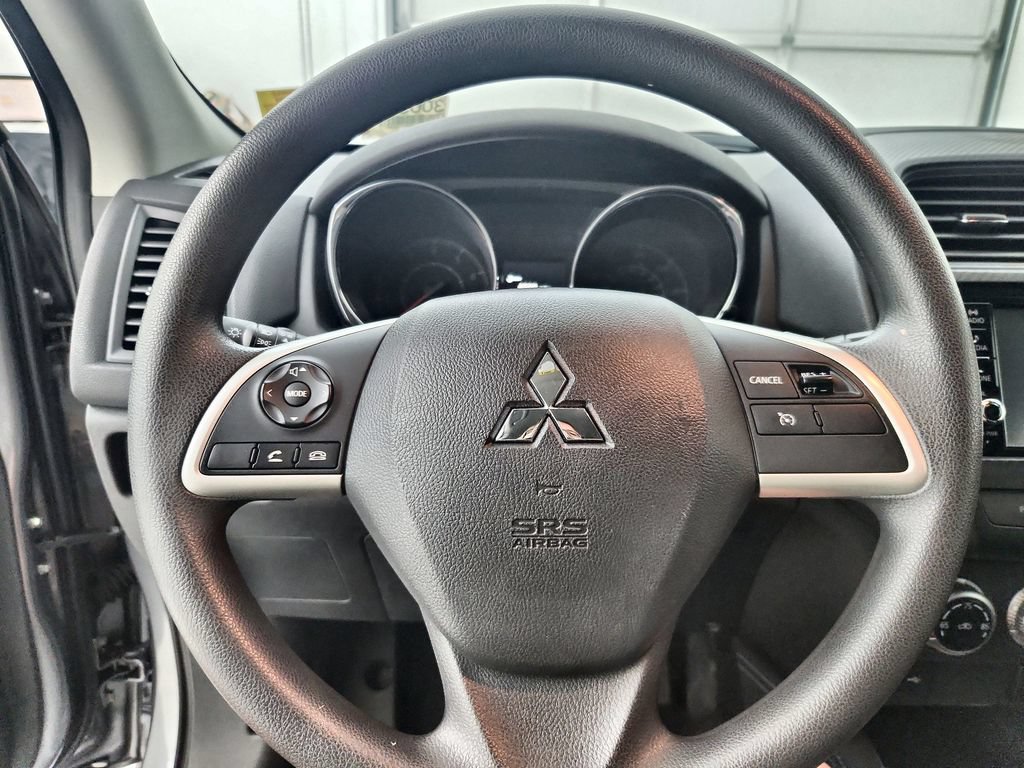 Used 2025 Mitsubishi Outlander Sport ES AWD/4WD image 24