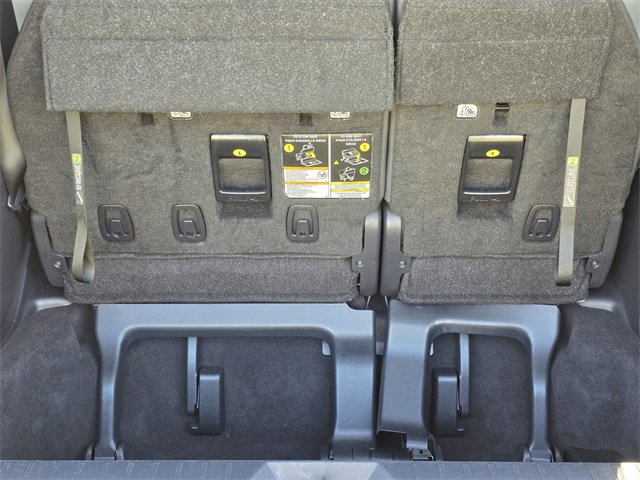 Used 2025 Toyota Sienna Platinum image 24