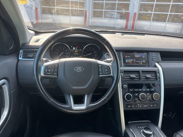 Used 2018 Land Rover Discovery Sport HSE image 15