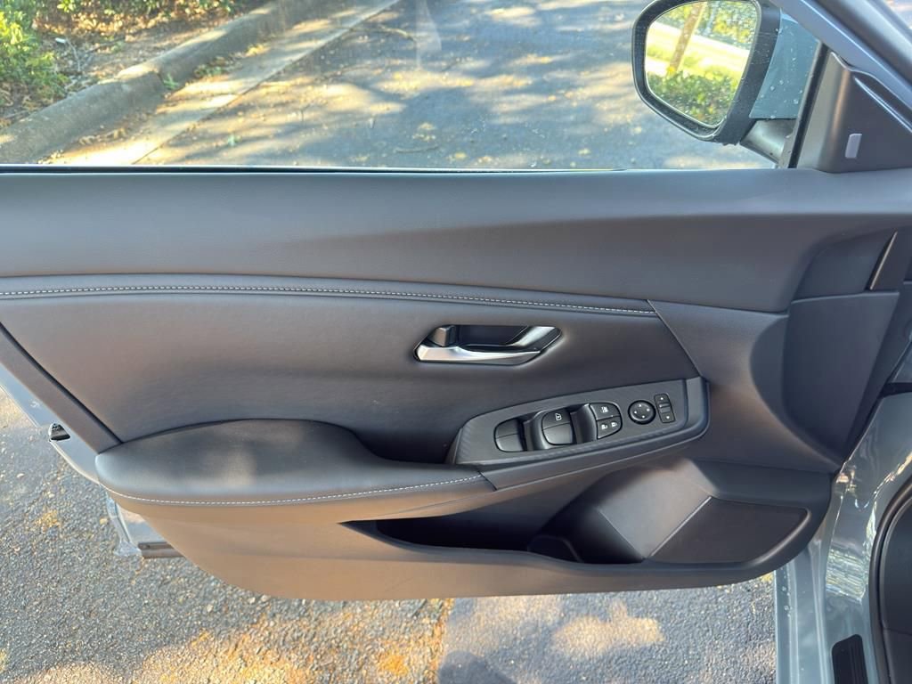 New 2025 Nissan Sentra SV image 16