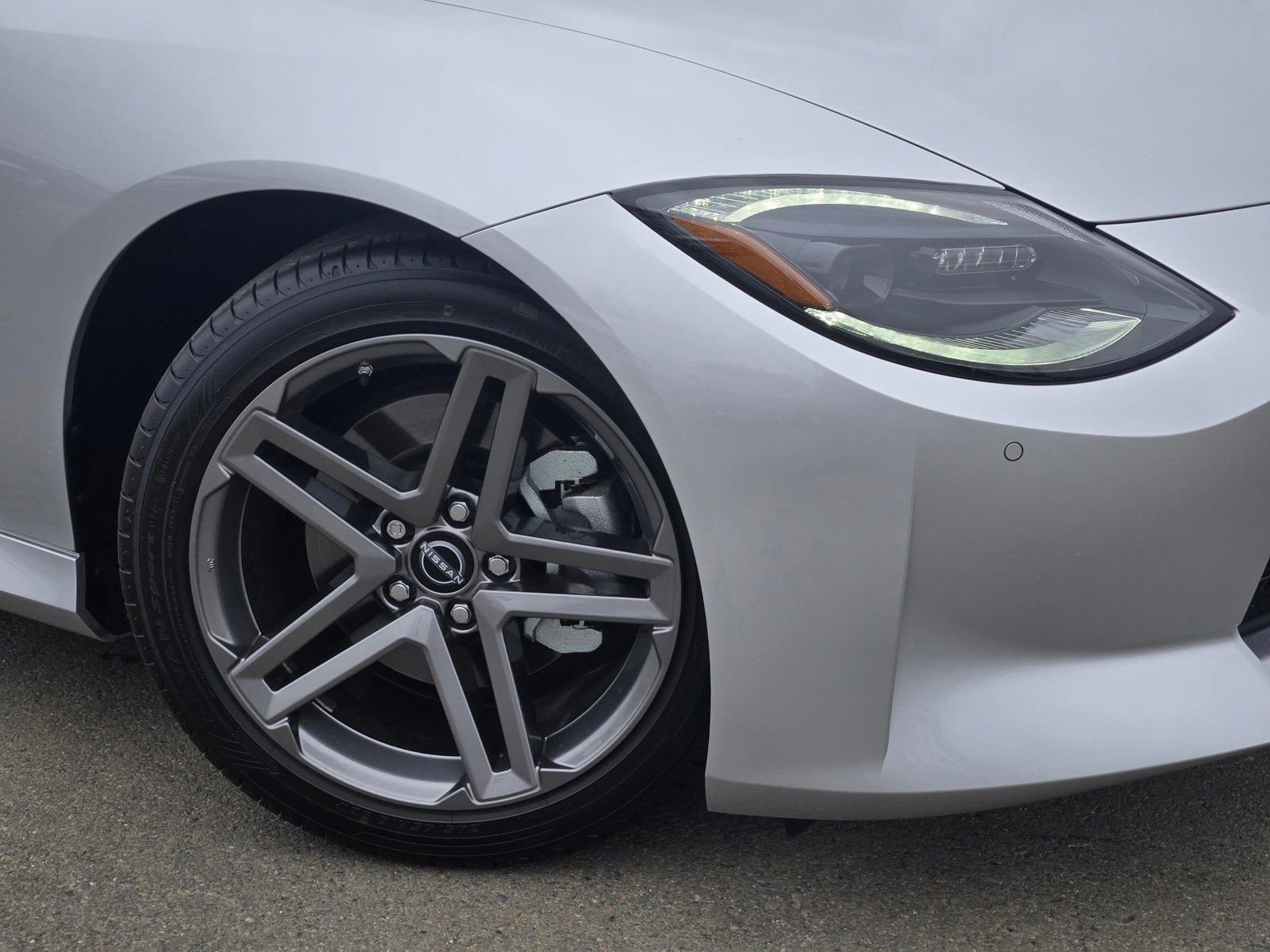 Used 2025 Nissan Z Sport w/ Floor Mat Package RWD image 9