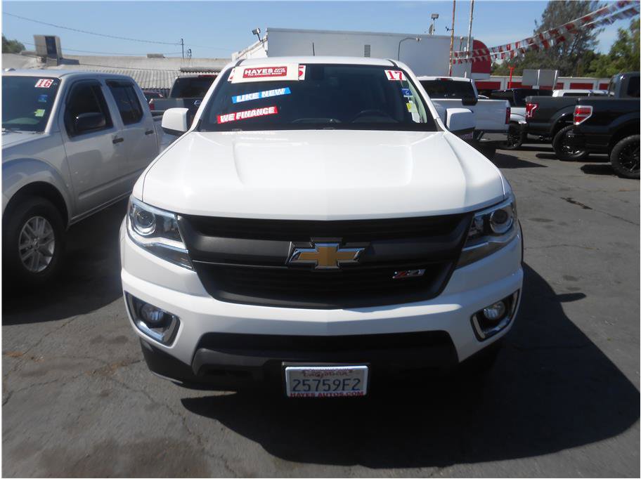 Used 2017 Chevrolet Colorado Z71 image 3