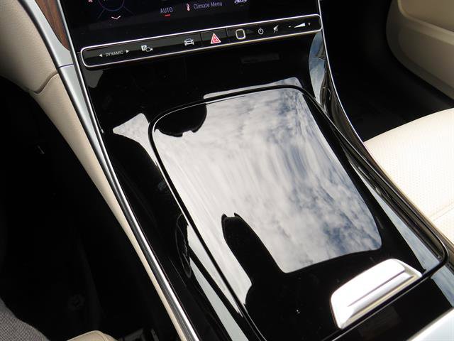 Used 2025 Mercedes-Benz C 300 4MATIC Sedan image 17