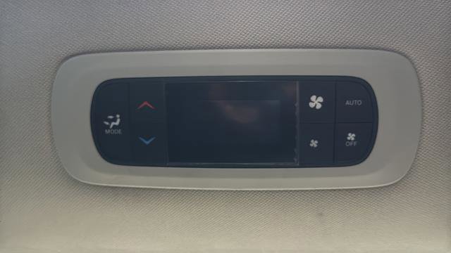 Used 2023 Chrysler Pacifica Touring-L FWD image 34