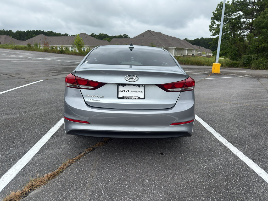 Used 2017 Hyundai Elantra SE FWD image 6
