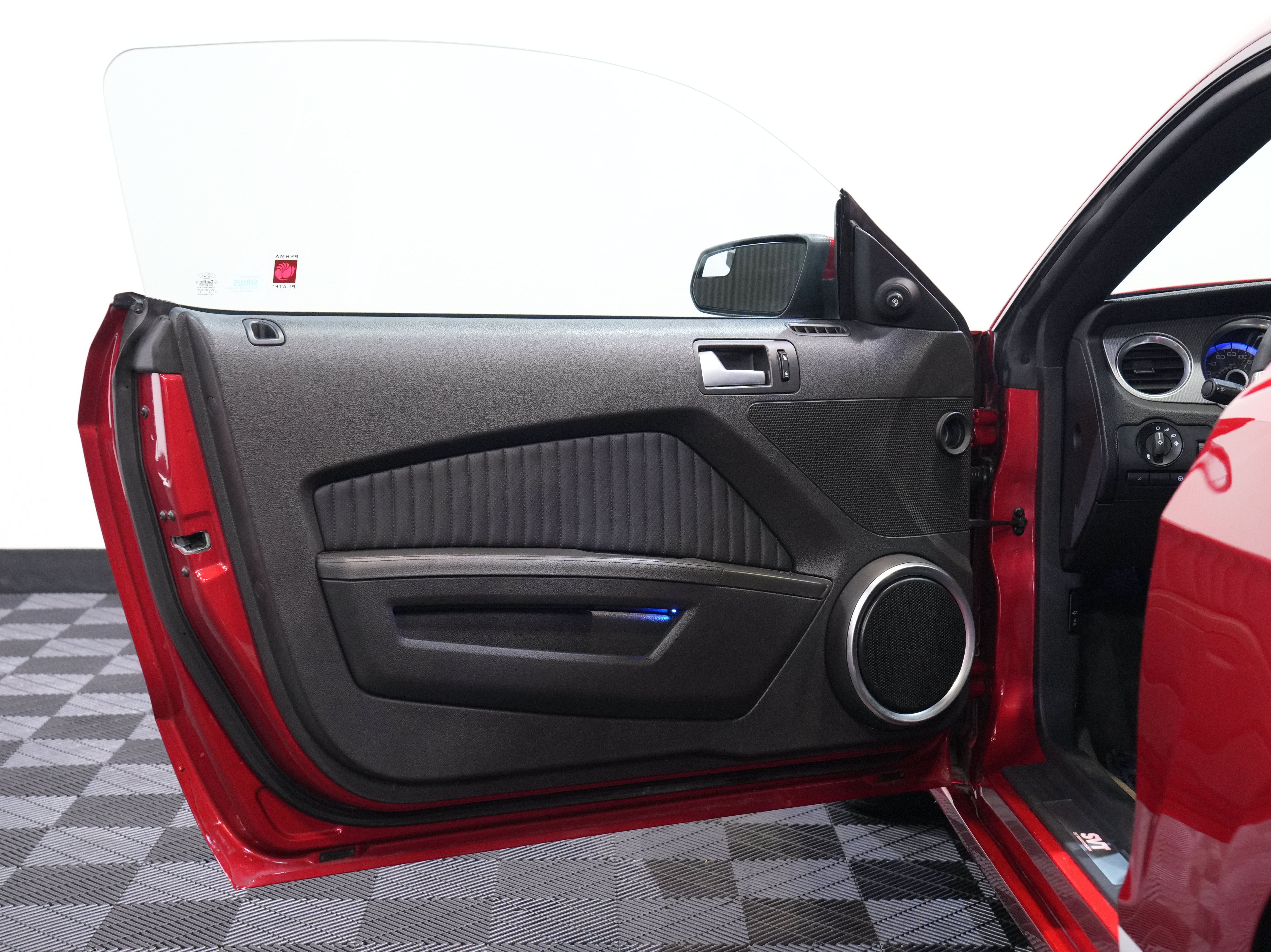 Used 2013 Ford Mustang Shelby GT500 w/ Electronics Pkg RWD image 22