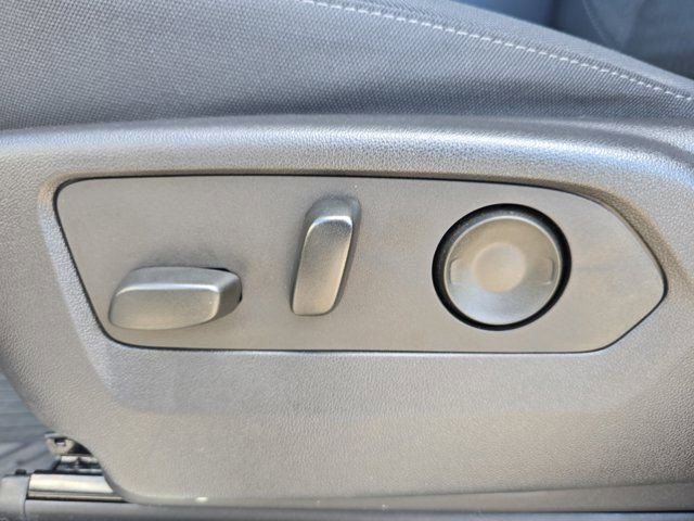 Used 2022 Chevrolet Silverado 1500 LT Trail Boss image 28