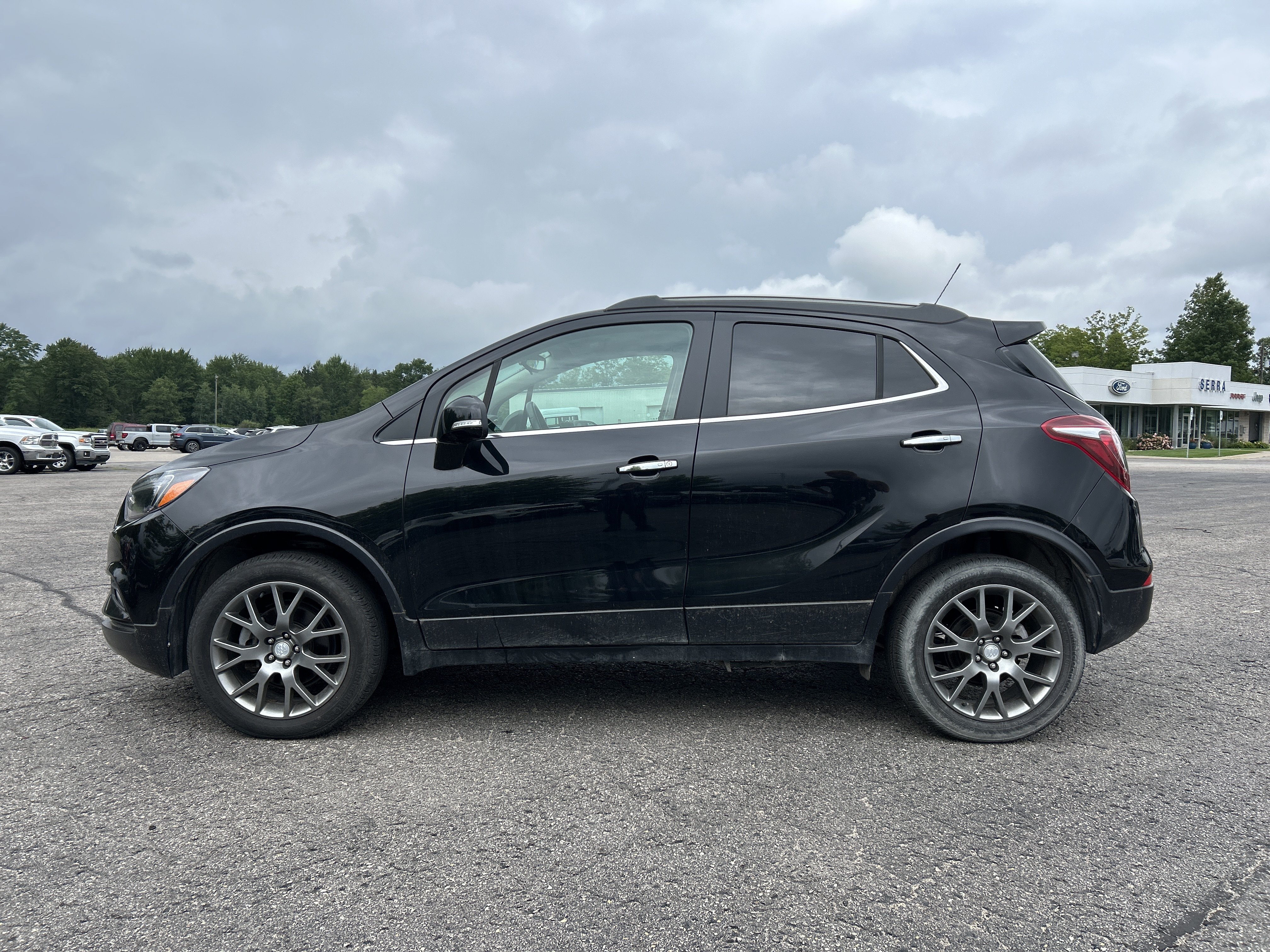 Used 2019 Buick Encore Sport Touring w/ Safety Package AWD/4WD image 7