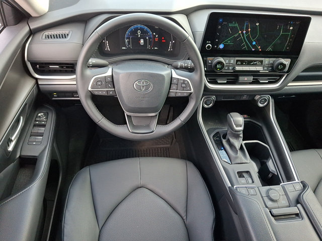 Used 2026 Toyota Grand Highlander AWD image 13
