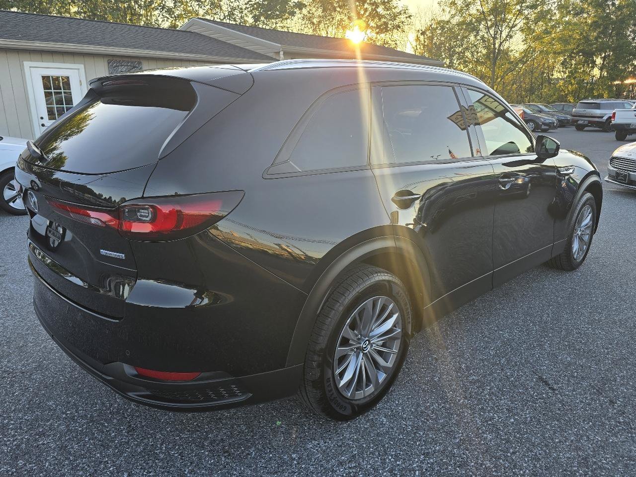 Used 2025 MAZDA CX-90 3.3 Turbo w/ Preferred Package AWD/4WD image 8