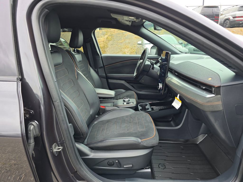 Used 2021 Ford Mustang Mach-E GT AWD/4WD image 11