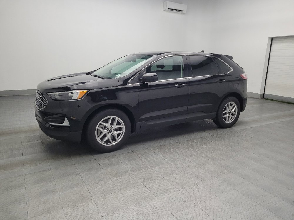 Used 2023 Ford Edge SEL image 2