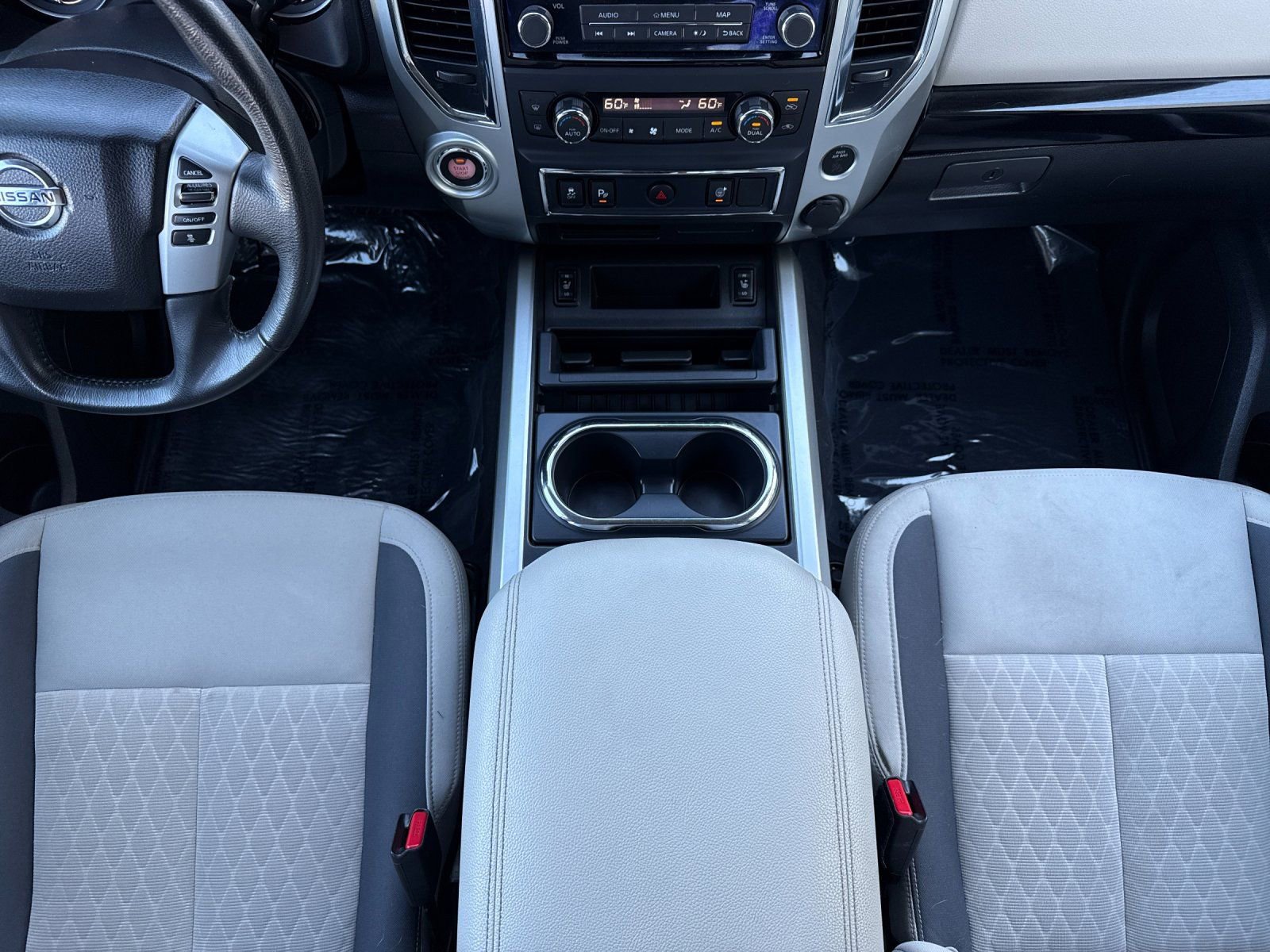 Used 2021 Nissan Titan SV w/ SV Convenience Package image 12