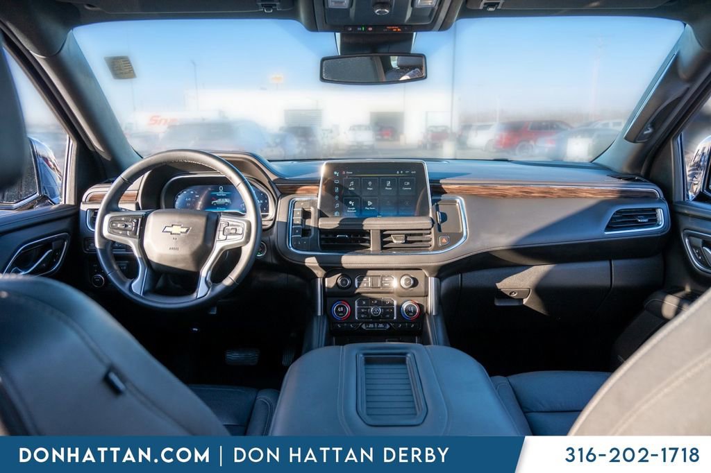 Used 2023 Chevrolet Tahoe LT image 3