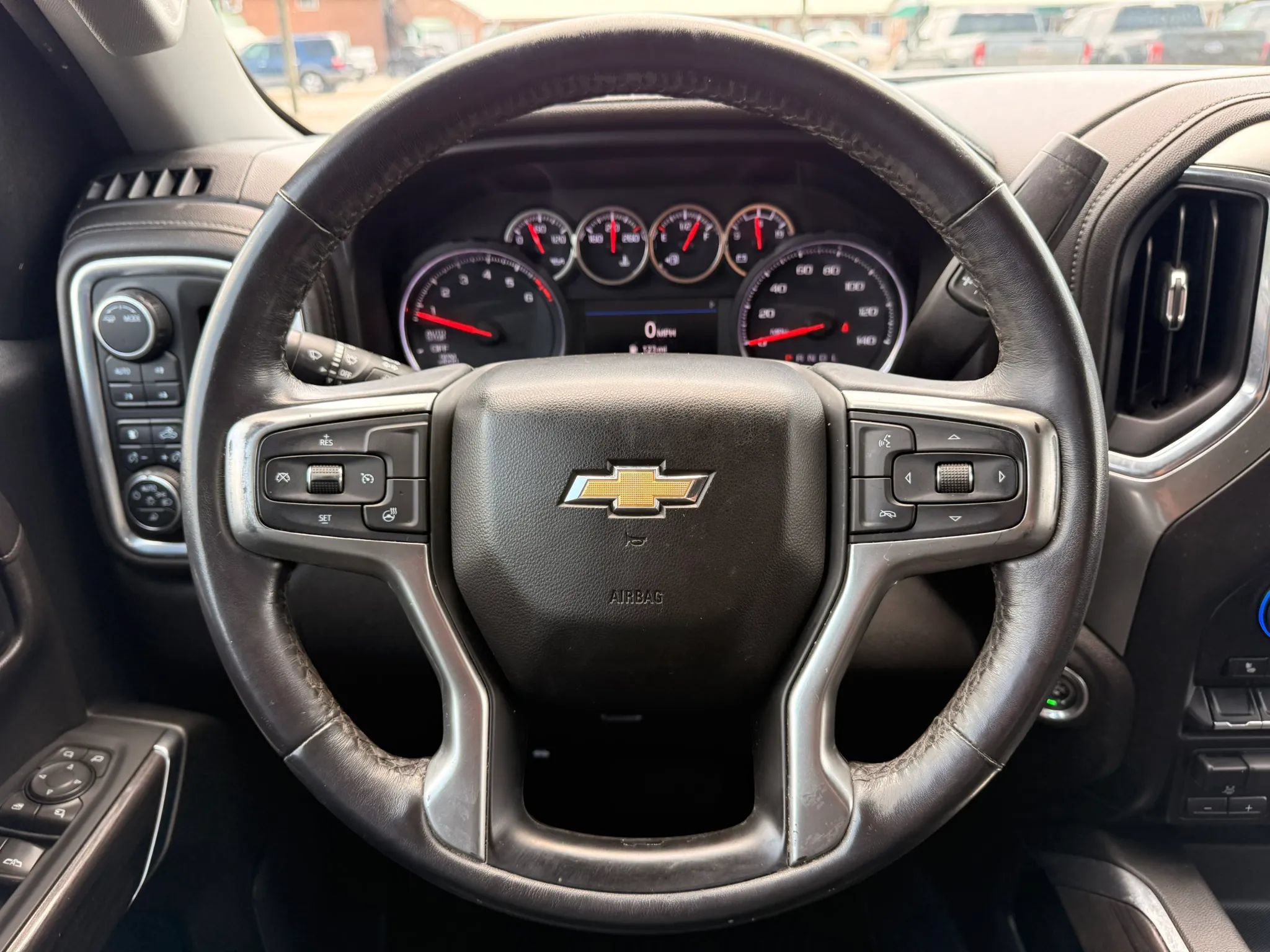 Used 2021 Chevrolet Silverado 1500 LTZ AWD/4WD image 19