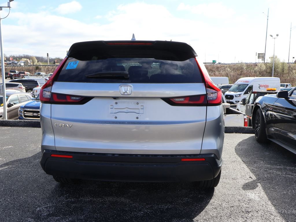 Used 2025 Honda CR-V LX image 17
