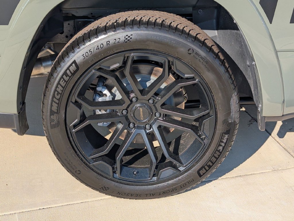 New 2026 RAM 1500 Big Horn AWD/4WD image 8