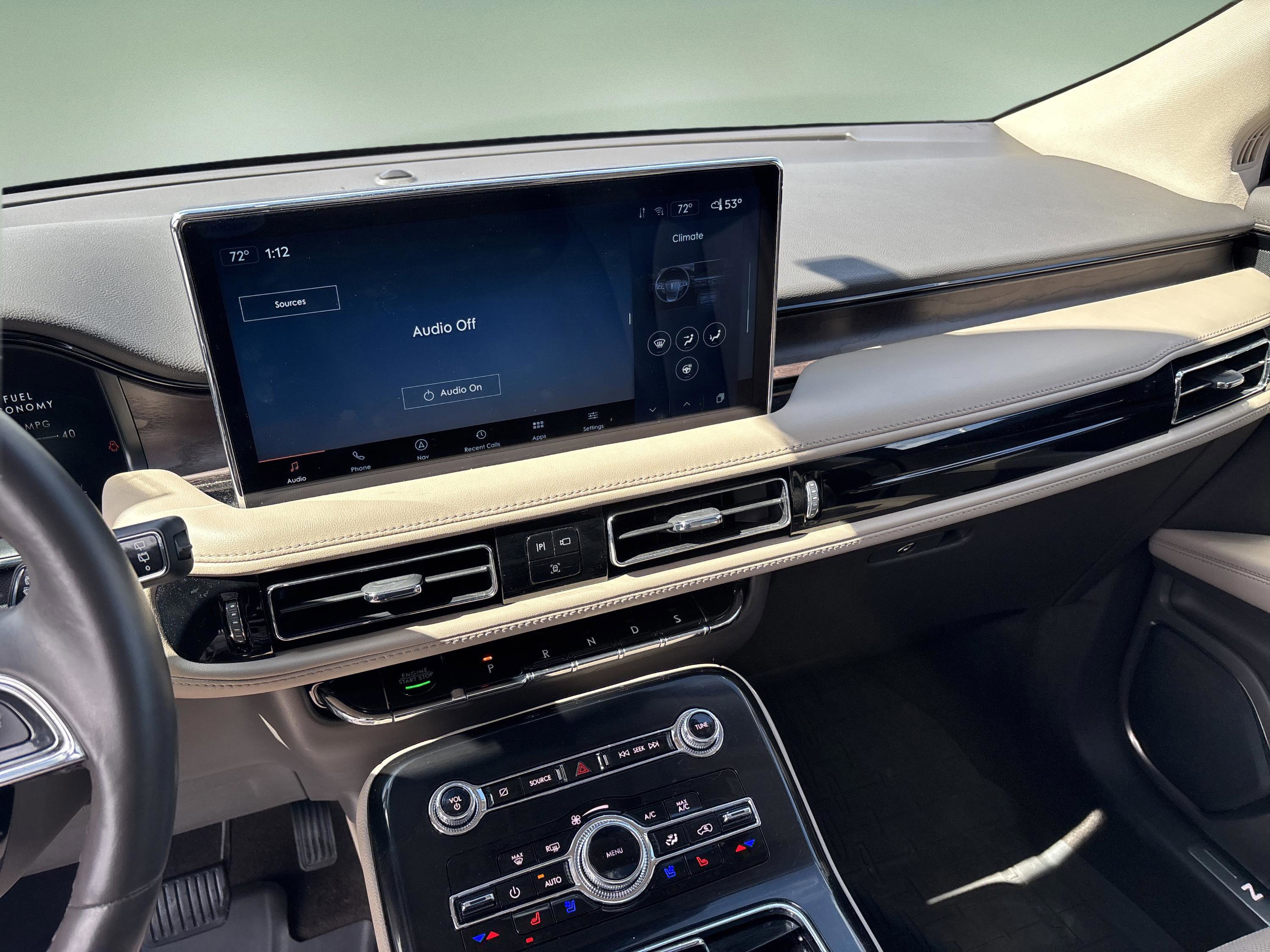 Used 2022 Lincoln Nautilus Reserve w/ Equipment Group 201A image 13