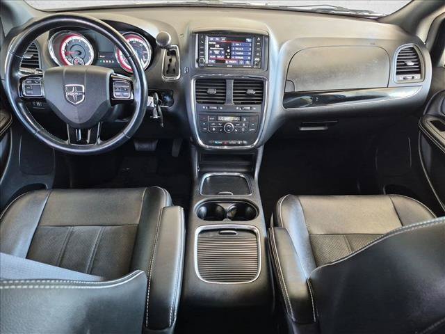 Used 2019 Dodge Grand Caravan SXT w/ Driver Convenience Group FWD image 17