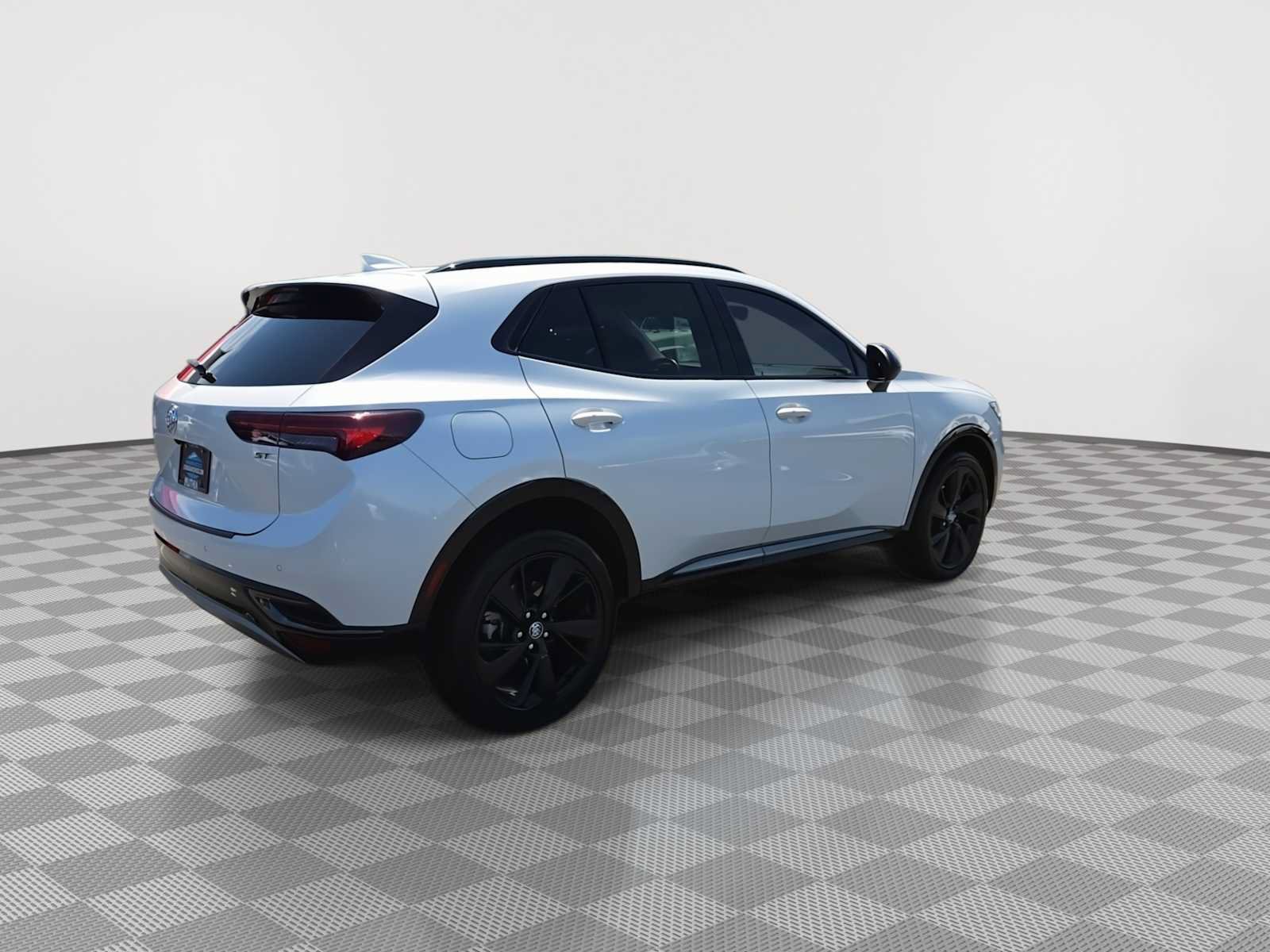 Used 2023 Buick Envision Essence w/ Sport Touring Package AWD/4WD image 8